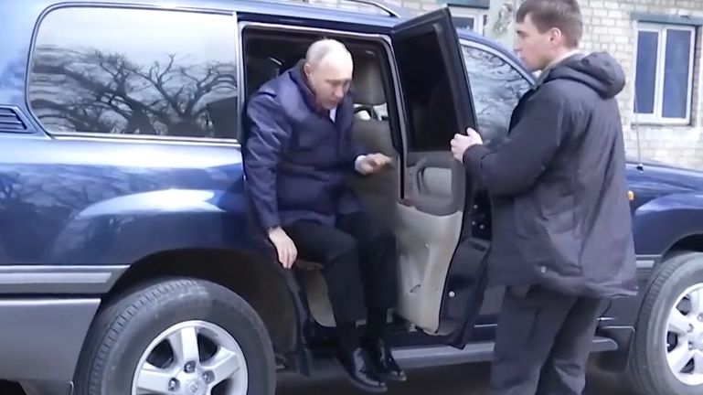 Rusové ukázali video Putina na okupované Ukrajině